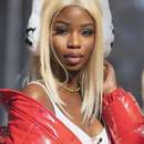 Hung Black Shemale Top or Bottom for Chautauqua Gentleman 🌟